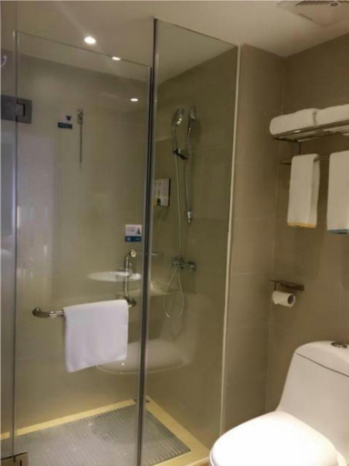 Bathroom 3, City Comfort Inn Zhongshan Lihe Square Walmart Branch, Zhongshan