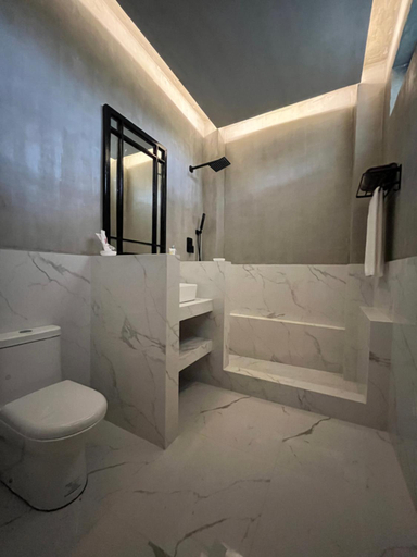 Bathroom 5, Vistapaloma beach resort, Belison
