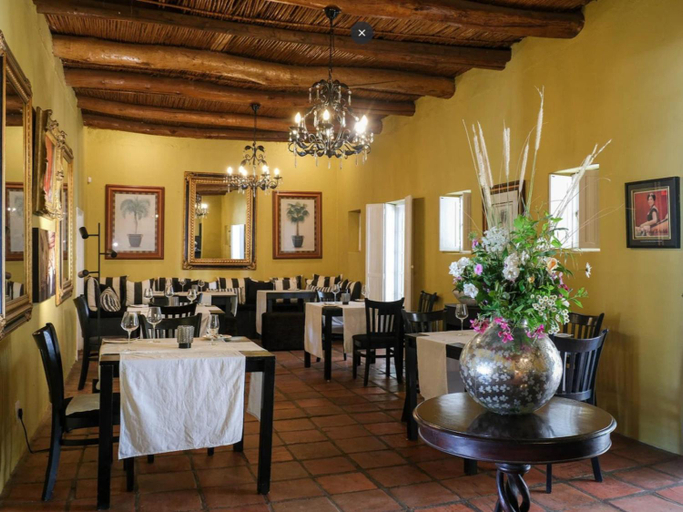 Food & Drinks 3, Temenos Retreat, Cape Winelands