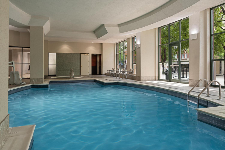 Sport & Beauty 2, Embassy Suites by Hilton Lincoln, Lancaster