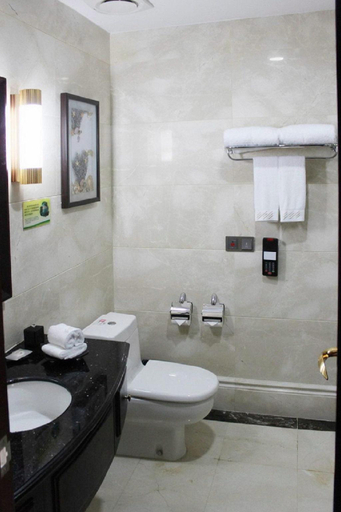 Bathroom 4, Manhatton Hotel Beihai, Beihai