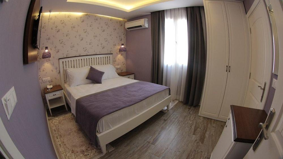 Bedroom 3, Focamor Otel, Foça