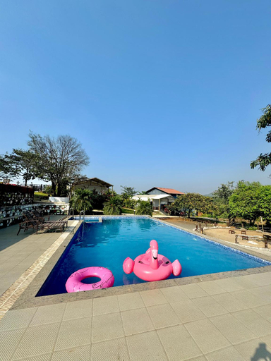 Sport & Beauty 2, 2Bed Hillside w Bathtub by canvas Resort Lonavla, Pune