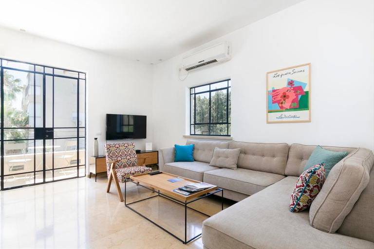 Others 4, Beach Apartments TLV