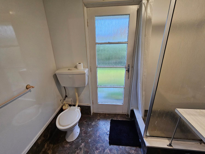 Bathroom 3, Amisfield motel, South Waikato