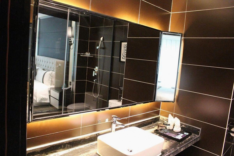 Bathroom 3, Xana Hotelle Zhengzhou Guoji Branch, Zhengzhou