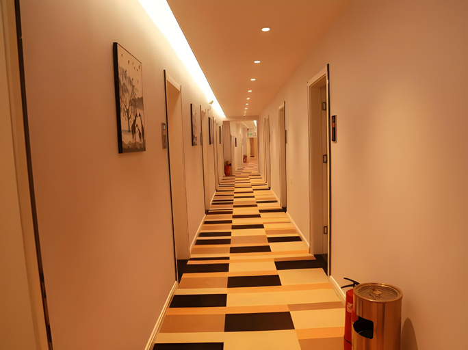Others 5, Shell Hotel Hebi Qi County Qihe Road, Hebi