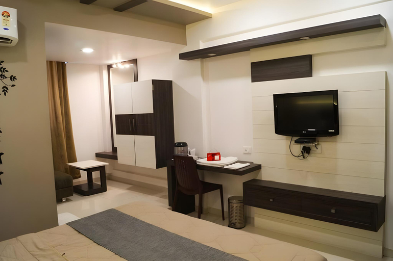 Others 5, Hotel Ambassador , Vadodara