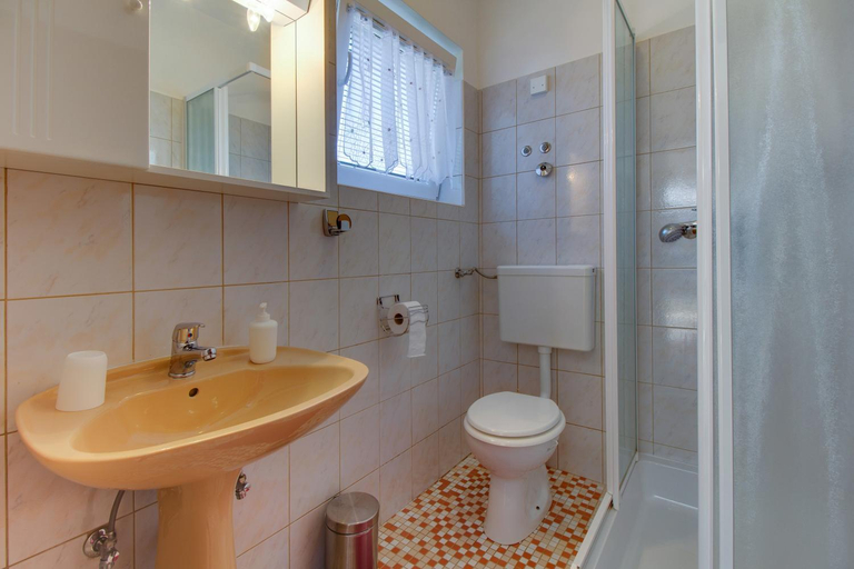 Bathroom 3, Apartment Nikolina, Mali Lošinj