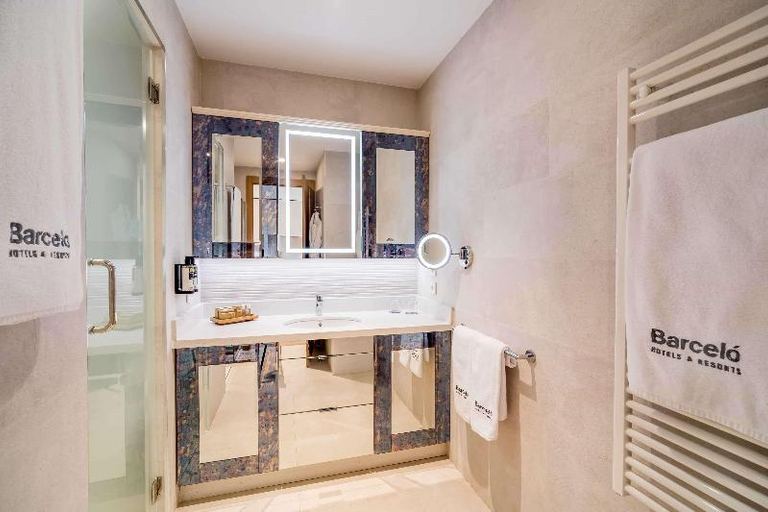 Bathroom 5, Barcelo La Nucia Palms, Alicante
