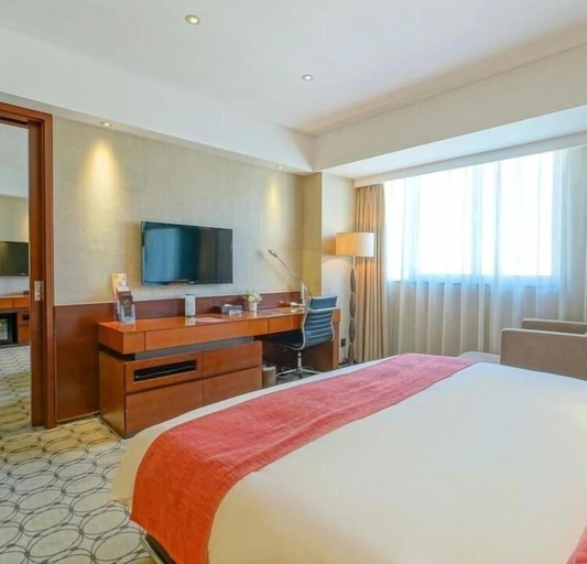 Bedroom 2, Nanjing Rsun Hotel, Nanjing
