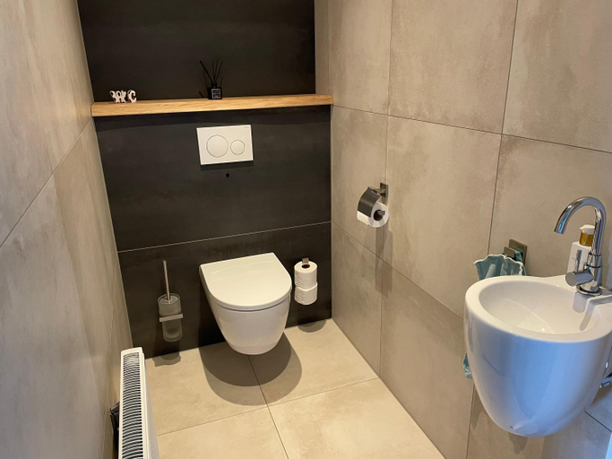 Bathroom 2, Landelijk Hijken, Midden-Drenthe