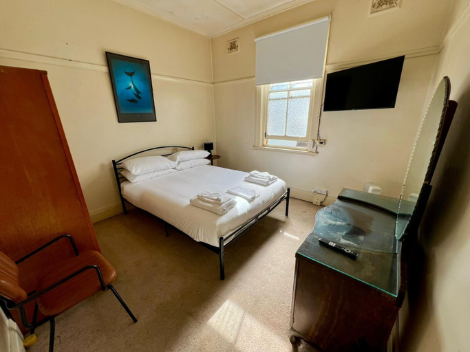 Bedroom 5, Gordon Hotel, Goulburn Mulwaree - Goulburn