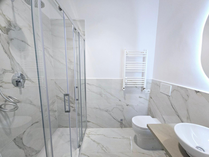 Bathroom 4, B&B Aurelia Garden Rooms, Roma