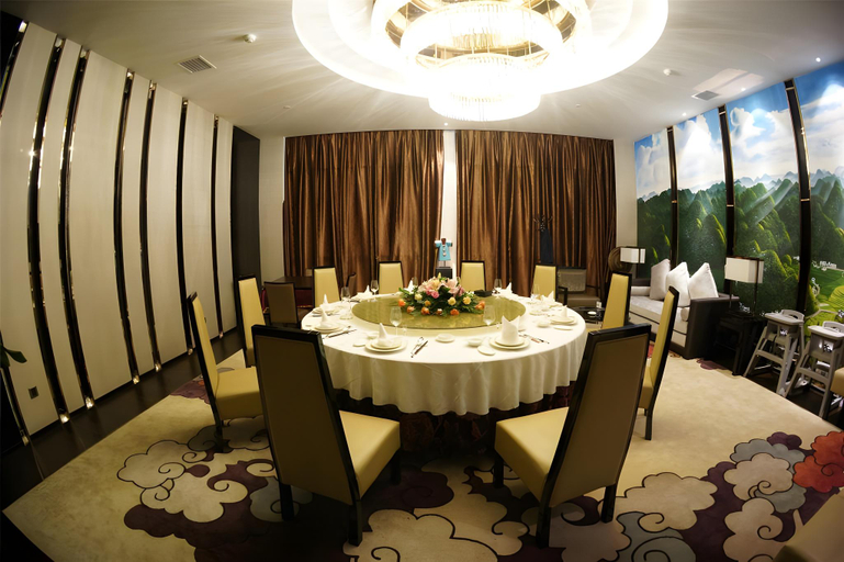 Food & Drinks 2, Argyle Grand Hotel Xingyi, Qianxinan Buyei and Miao