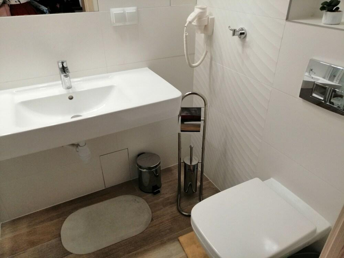 Bathroom 4, Cesarskie, Sun & Snow, Świnoujście