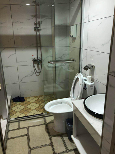 Bathroom, Jun Hotel Jiangxi Yingtan Yujiang County Railway Station, Yingtan