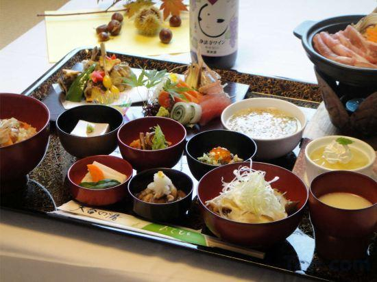 Food & Drinks