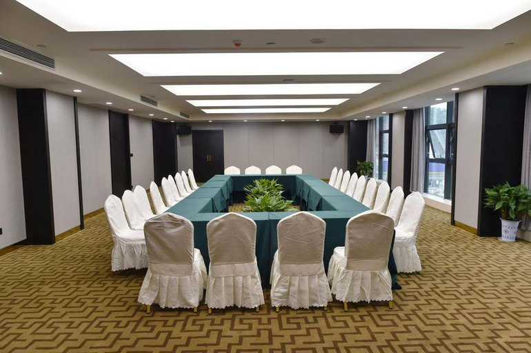 Others 4, He Bo Xi Yin Hotel, Tongren