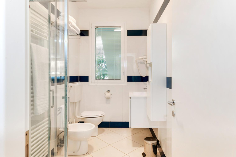 Bathroom 3, Residenza Acquamarina - Siroli Collection, Ravenna