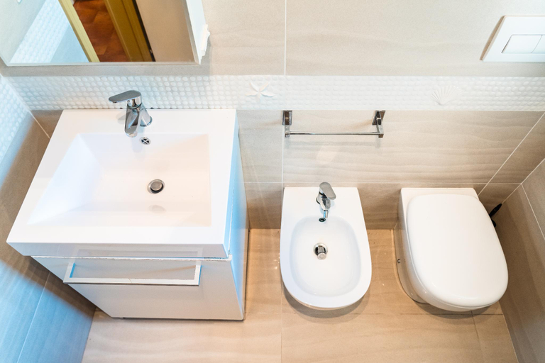 Bathroom 3, Charming apartment with garden and pool, Venezia