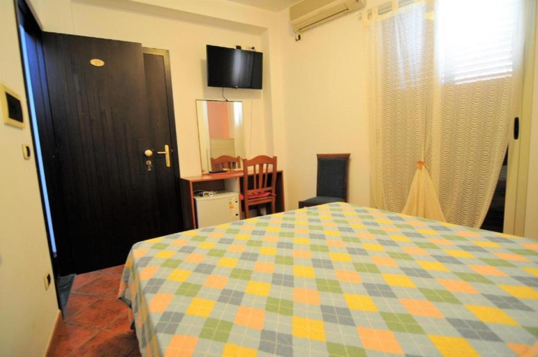 Bedroom 3, Casa Blanca, Syracuse