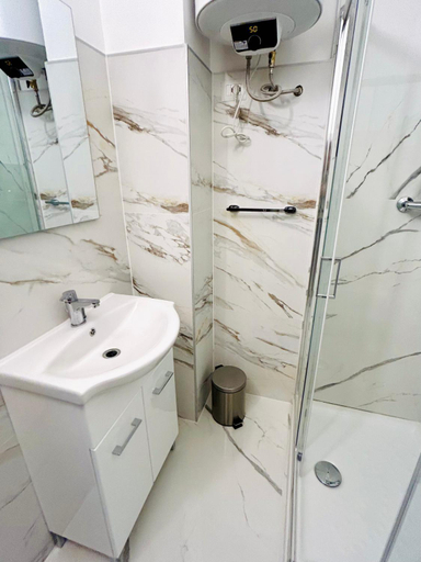 Bathroom 3, Trastevere Ripa Apartments, Roma