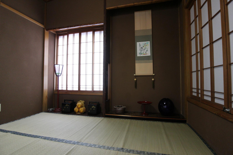 Bedroom 2, Maidohaya Fukutatei, Takaoka