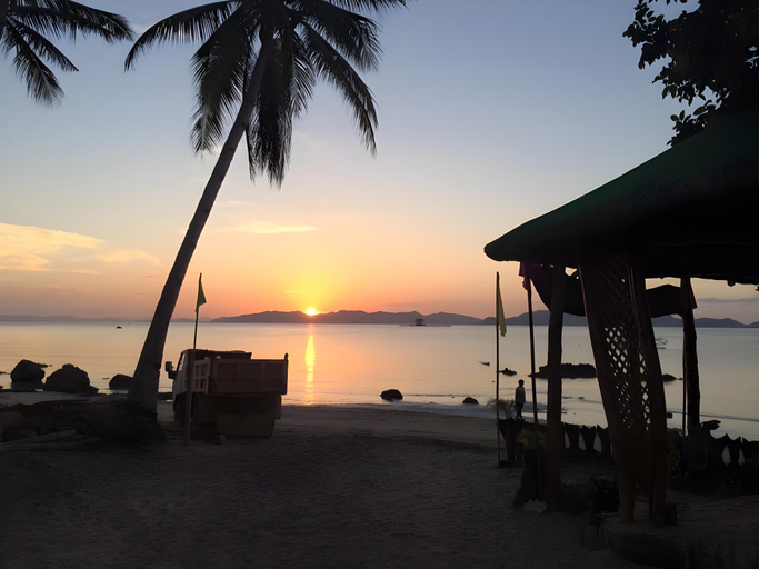 Others 4, Floresitas Beach Resort, El Nido