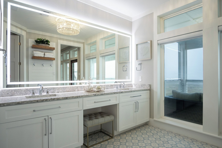 Bathroom 4, The Sanctuary by Silver Sands Vacation Rentals, Nueces