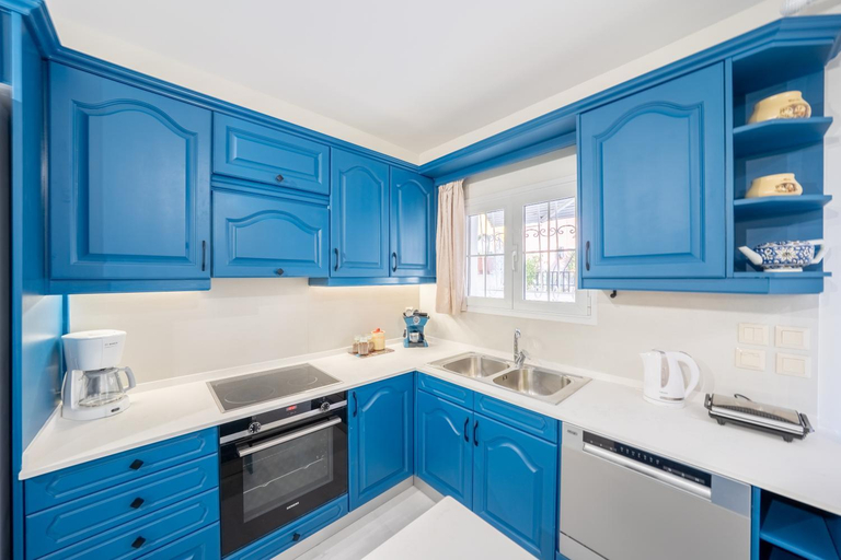 4, Yiasemi Maison, Ionian Islands