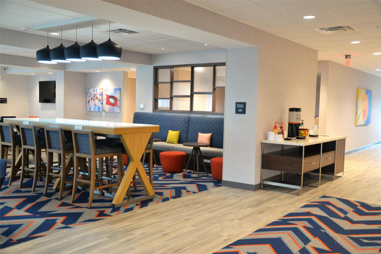 Public Area 3, Hampton Inn Cabot, Lonoke