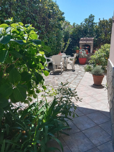 Others 4, 40 Allee Le Chene, Haute-Corse