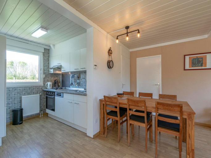 Others 4, Bungalow in Julianadorp near Sandy Beach, Den Helder