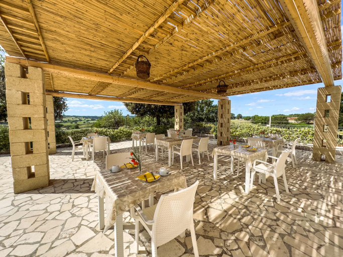 Food & Drinks 5, B&B Il Leccio, Bari