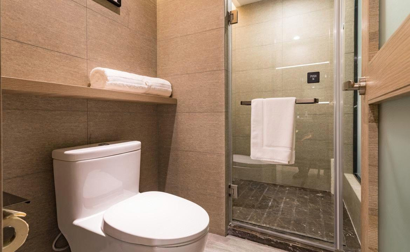 Bathroom 4, Atour Hotel Huzhou Changxing Changhai Road, Huzhou