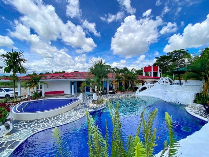 Sport & Beauty 5, Hotel Zensi 420, El Castillo