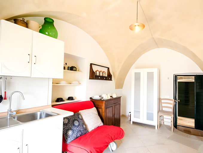 Others 4, Casa Del Sole, Matera