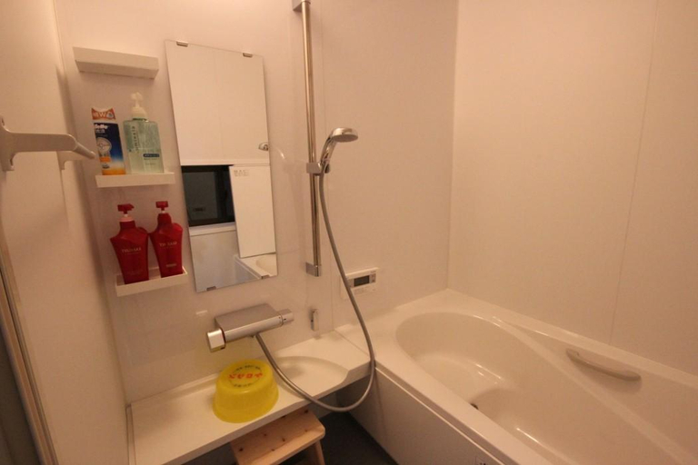 Bathroom 3, Hashiba-an, Kanazawa