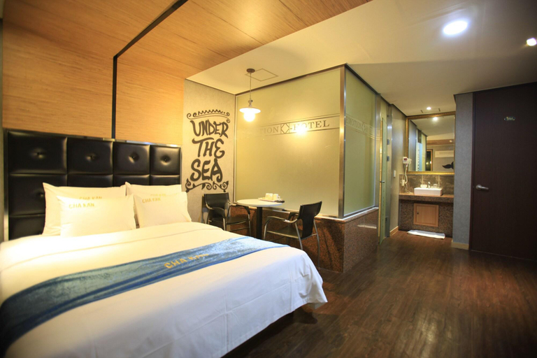 Bedroom 4, Gunsan Chakan Hotel, Gunsan