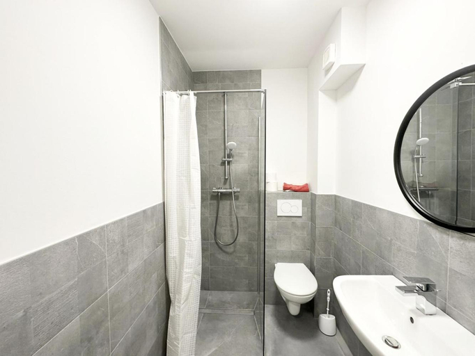 Others 2, Comfy Apartment in Sankt Augustin, Rhein-Sieg-Kreis