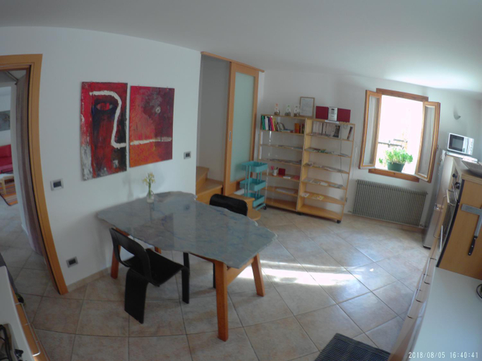 Others 5, B&B Rosales, Treviso