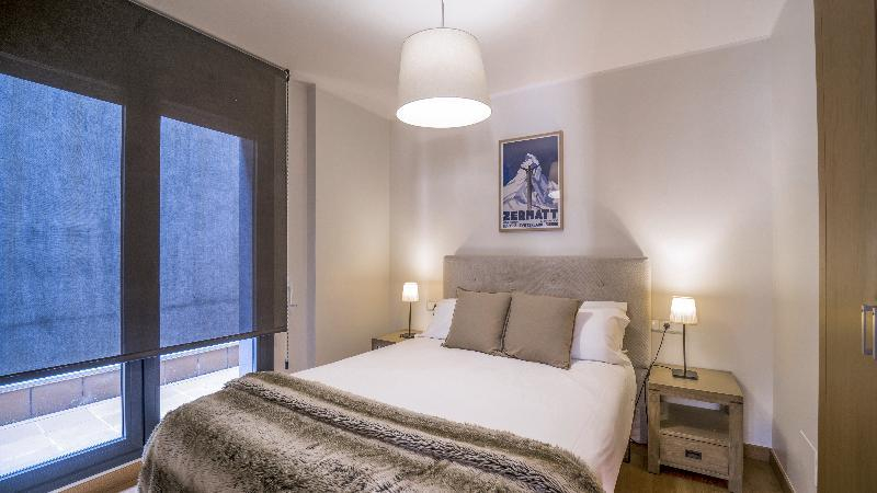 Bedroom 2, Tarter Mountain Suites