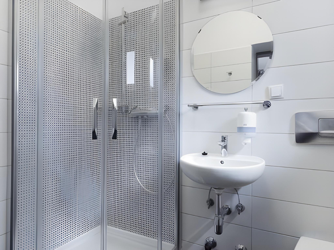 Bathroom 4, Hostel Marmota, Innsbruck