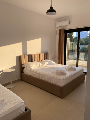 Bedroom 2, Karafili House, Sarandës