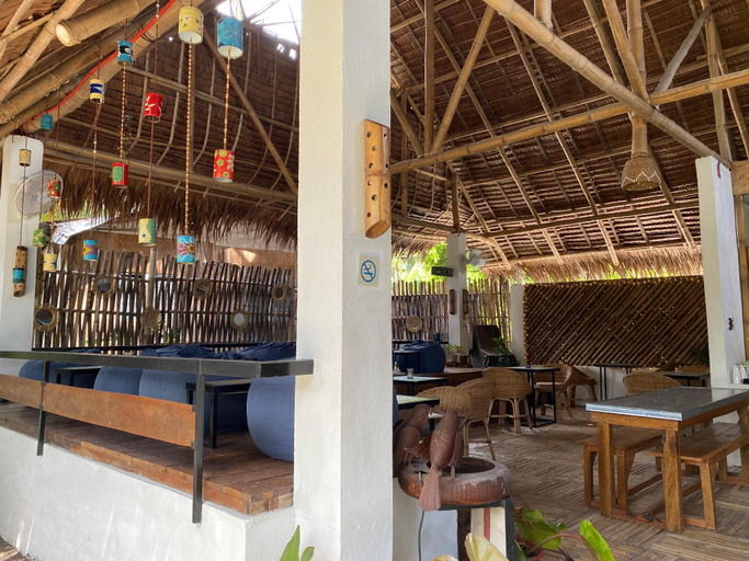 Restaurant 5, Dive Camp, Dauin