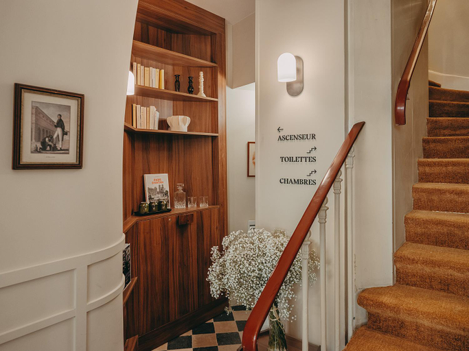 Public Area 3, Hôtel du Savoir, Paris