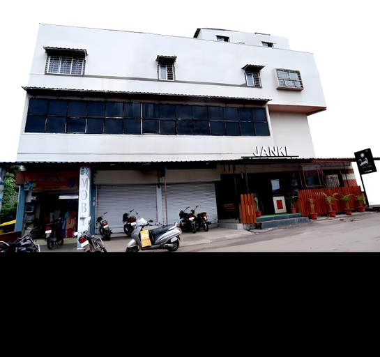 Exterior & Views, J J Lodging, Kolhapur