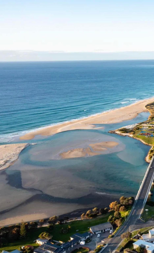 Others 3, Pelican Sands Scamander, Break O'Day
