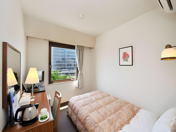 Bedroom, Hotel Keifuku Fukui Ekimae, Fukui